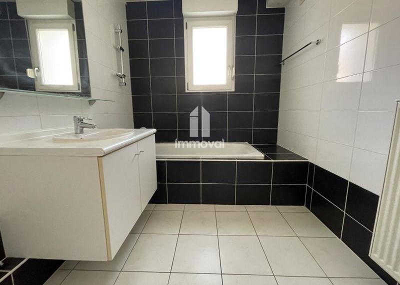 Appartement - 87 m² - 4 pièces