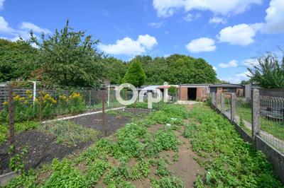 Maison - 99 m² - 4 pièces