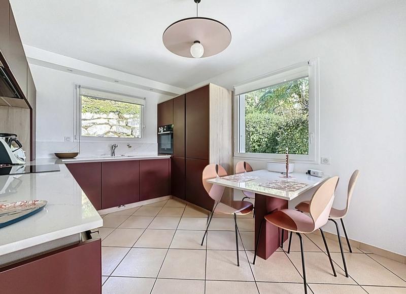 Villa - 140 m² - 5 pièces