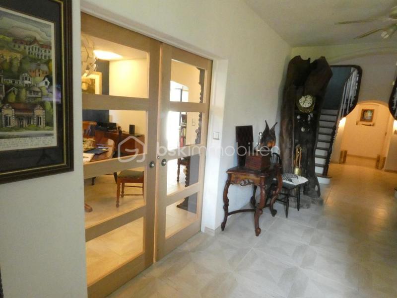 Maison ancienne - 206 m² - 6 pièces