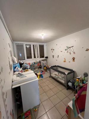 Appartement - 100 m² - 6 pièces