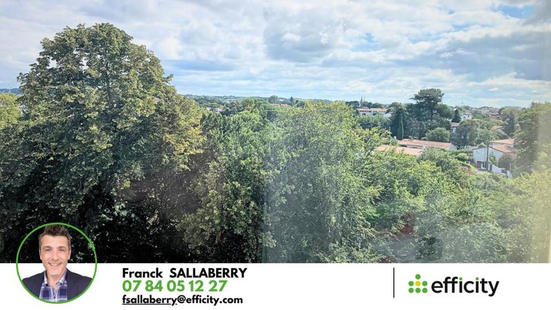 Appartement - 81 m² - 4 pièces