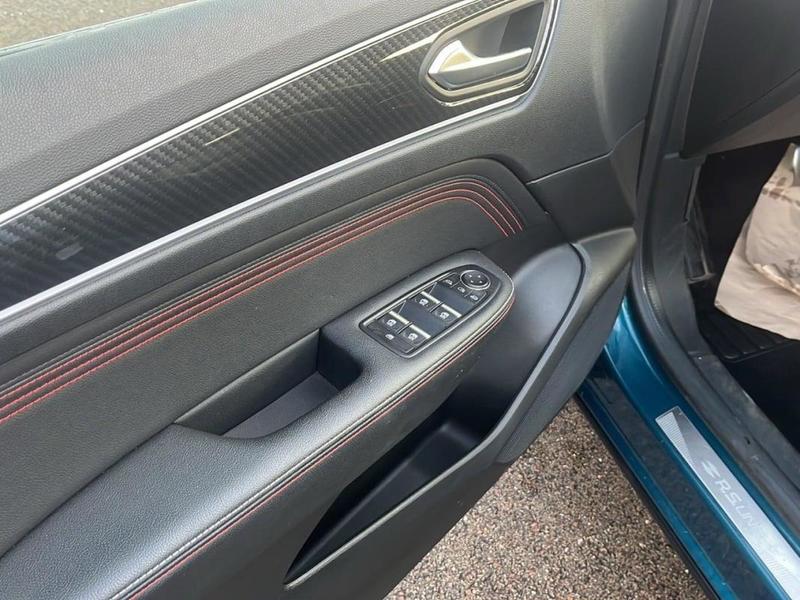 Renault Arkana E-Tech 145 R.S. Line