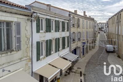 Maison - 348 m² - 12 pièces