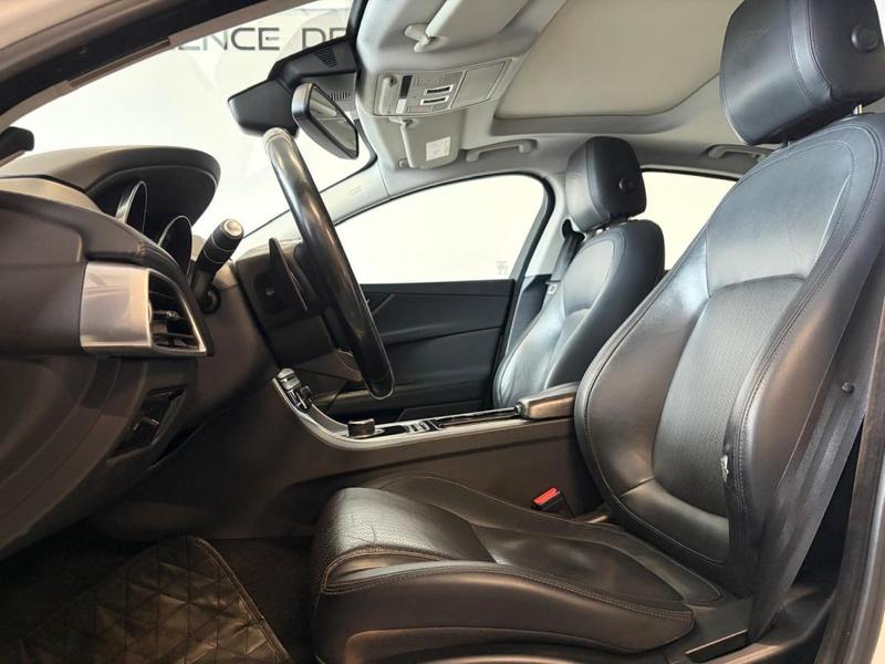 Jaguar Xe 2.0 d Turbo