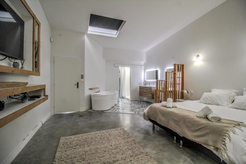 Maison - 500 m² - 6 pièces