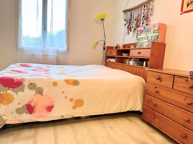 Maison - 170 m² - 9 pièces