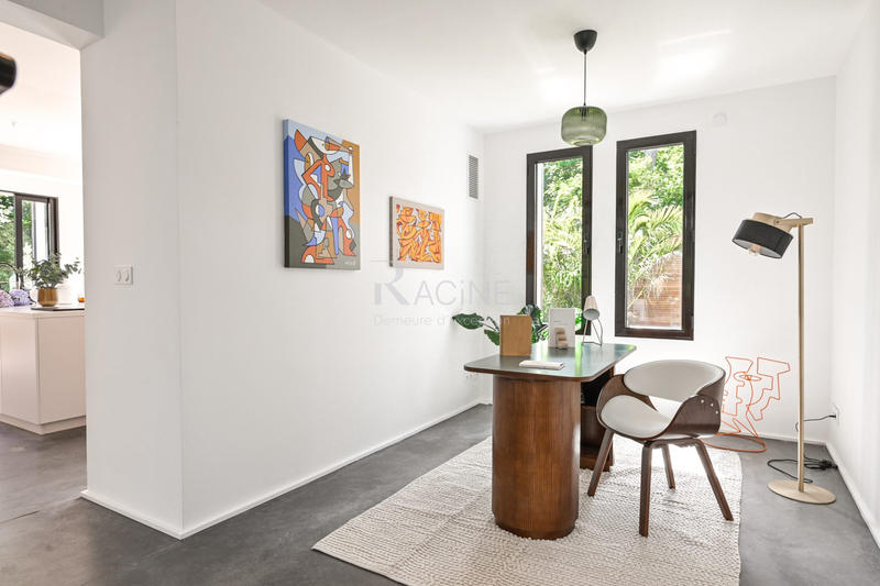 Villa - 310 m² - 7 pièces