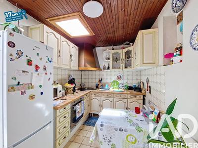 Maison - 89 m² - 5 pièces