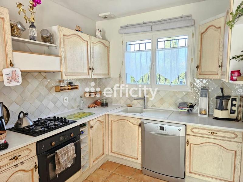 Maison - 85 m² - 5 pièces