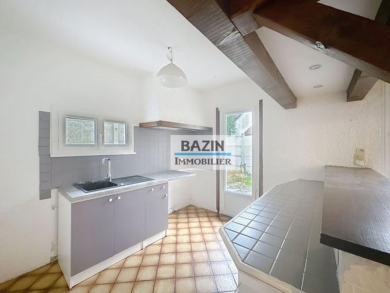 Maison traditionnelle - 93 m² - 4 pièces