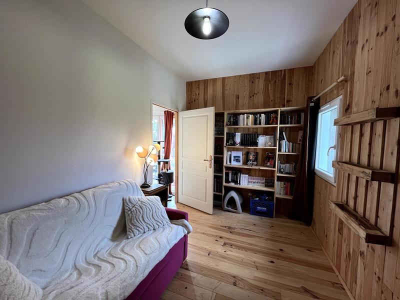 Maison - 325 m² - 14 pièces