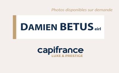 Maison - 211 m² - 6 pièces