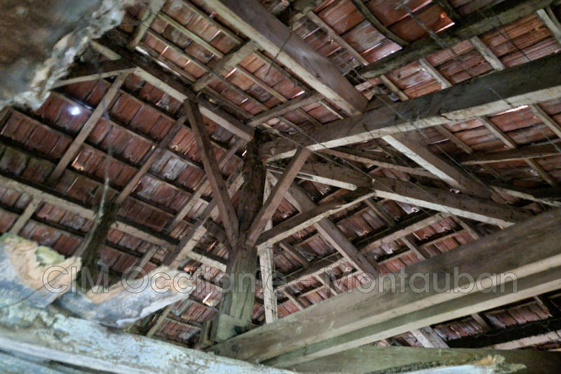 Maison - 270 m² - 14 pièces