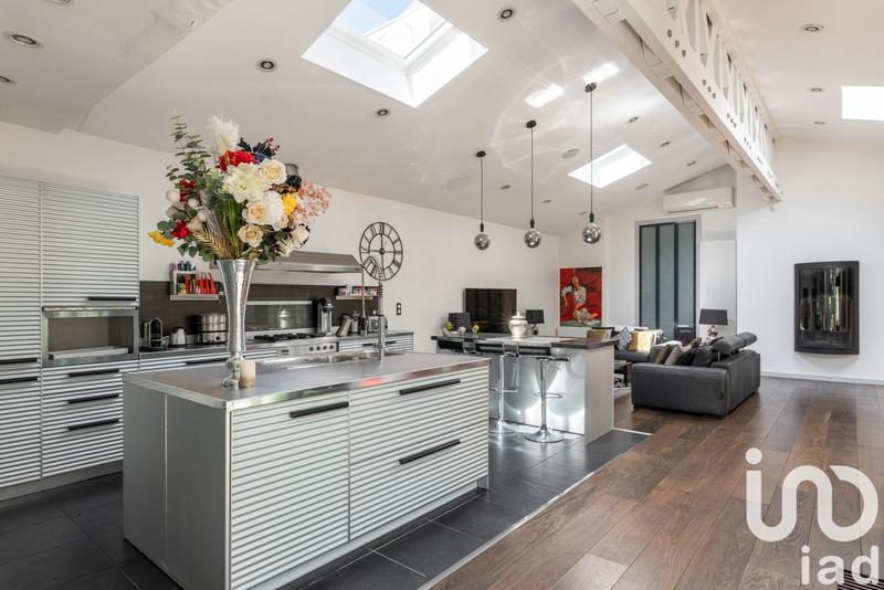 Maison de ville - 230 m² - 6 pièces