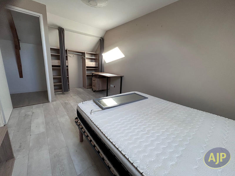 Maison - 121 m² - 5 pièces