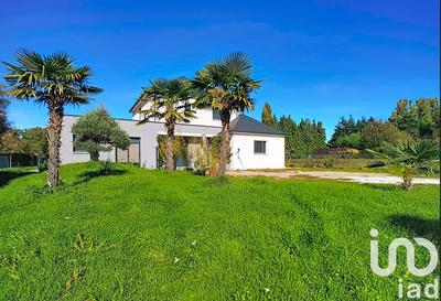 Maison - 182 m² - 8 pièces