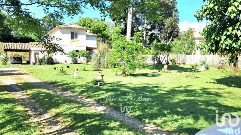 Maison - 258 m² - 8 pièces