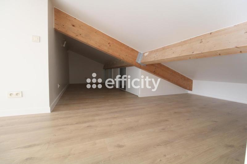 Appartement - 197 m² - 4 pièces