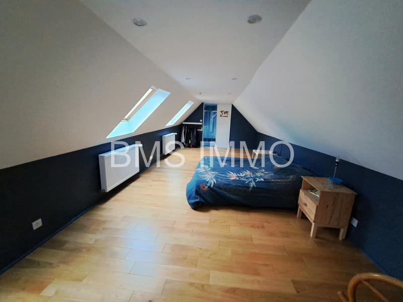 Maison - 199 m² - 6 pièces