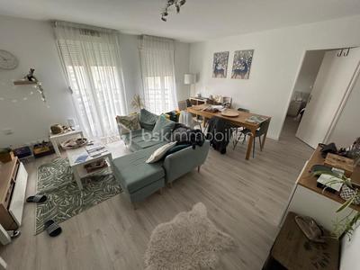 Appartement - 72 m² - 3 pièces