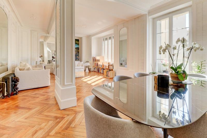 Appartement - 140 m² - 5 pièces