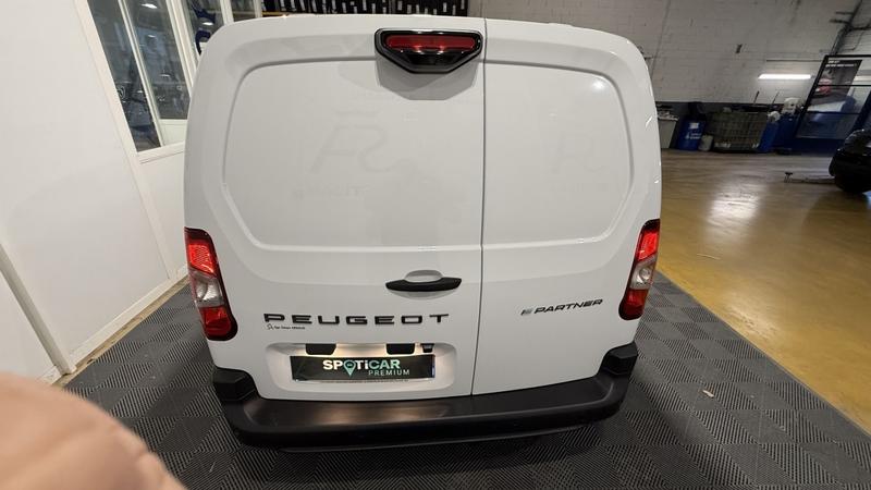 Peugeot Partner e- III Taille m 800kg 51kWh 3 places + Pompe à Chaleur