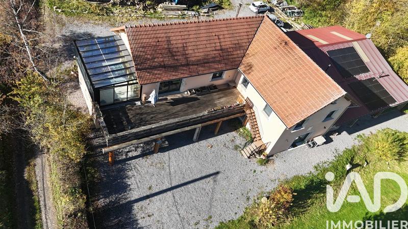 Maison - 290 m² - 9 pièces