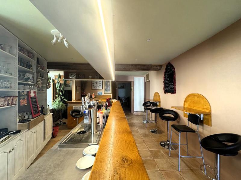 Fonds de commerce - Hôtellerie / Restauration - 145 m²