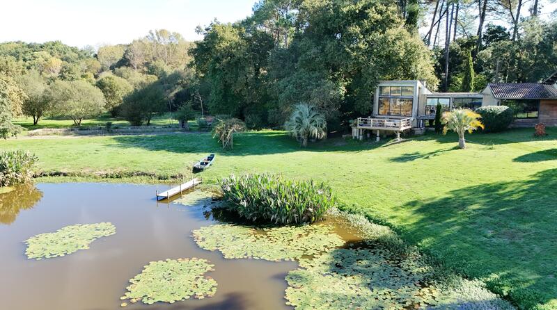 Propriété - 500 m² - 8 pièces