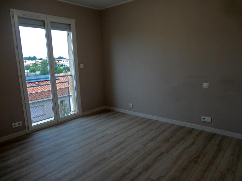 Appartement - 79 m² - 4 pièces