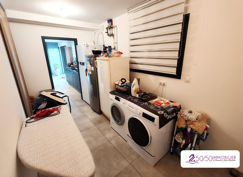 Maison contemporaine - 177 m² - 6 pièces