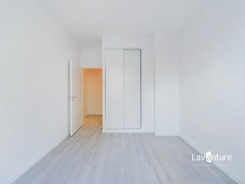 Appartement - 100 m² - 5 pièces
