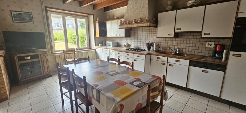 Maison - 94 m² - 4 pièces