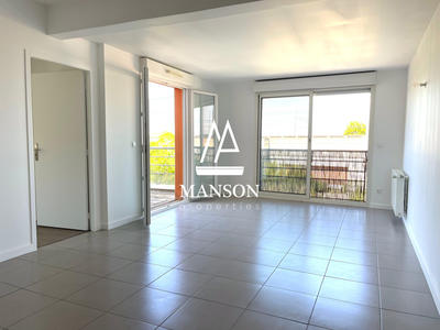 Appartement - 65 m² - 3 pièces