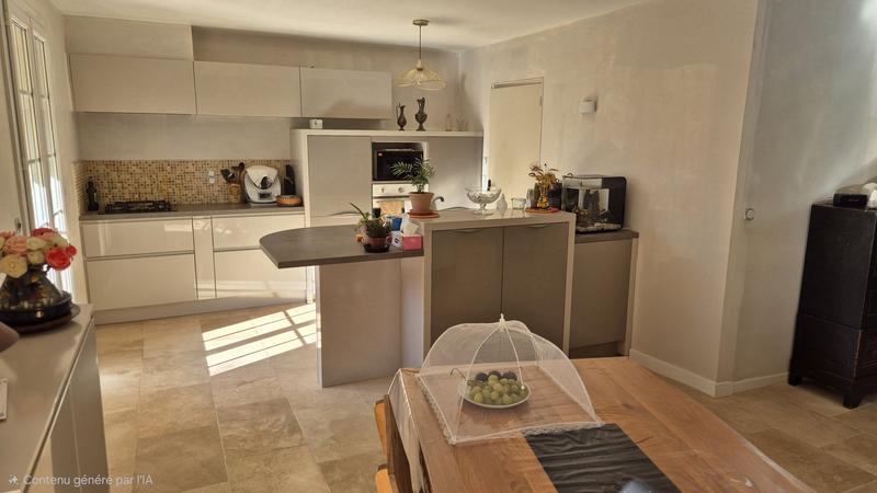 Maison - 130 m² - 8 pièces