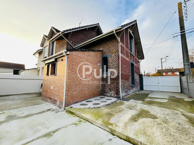 Maison - 82 m² - 4 pièces