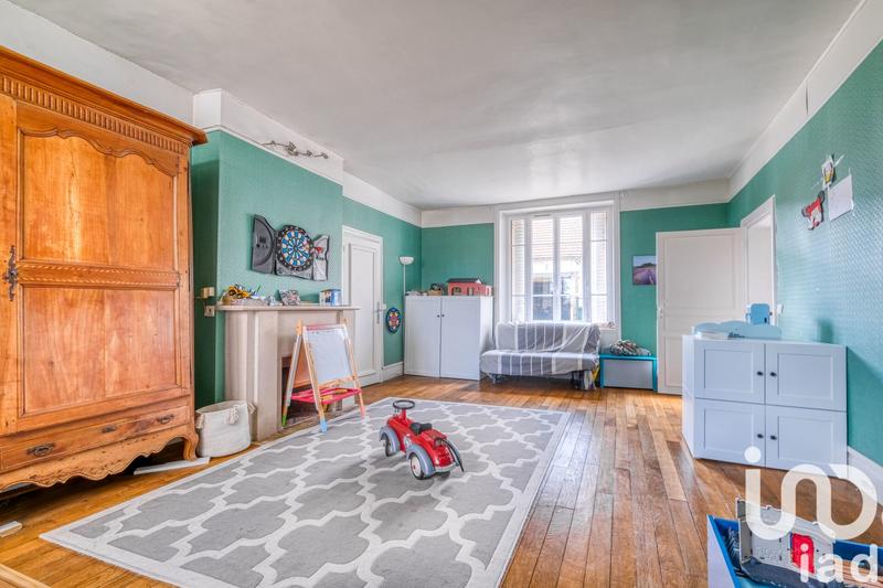 Maison - 320 m² - 10 pièces