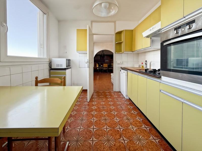 Appartement - 82 m² - 3 pièces