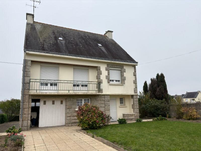Maison - 95 m² - 4 pièces