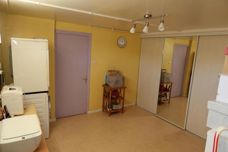 Maison traditionnelle - 121 m² - 6 pièces