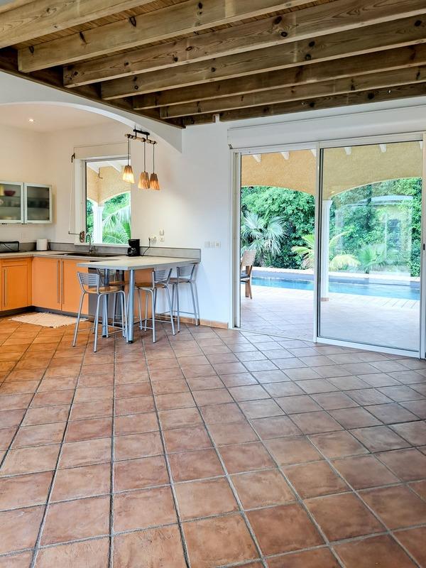 Maison - 188 m² - 6 pièces