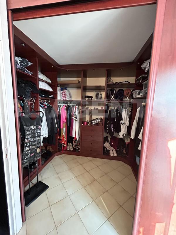 Maison - 165 m² - 5 pièces