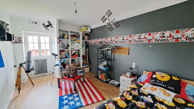 Maison - 175 m² - 6 pièces