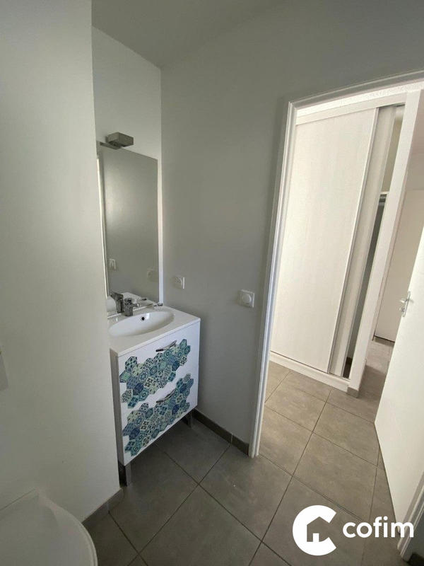 Maison - 99 m² - 5 pièces