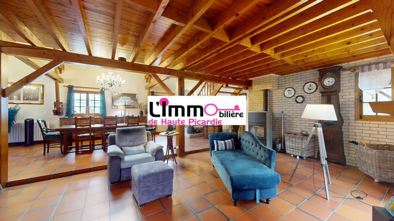 Maison - 265 m² - 8 pièces