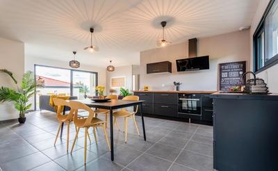 Maison - 106 m² - 5 pièces