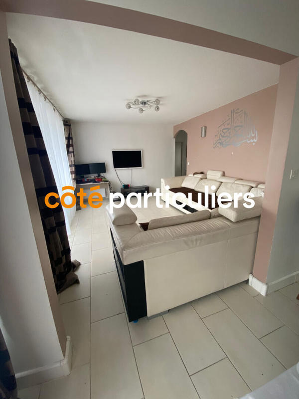 Appartement - 90 m² - 5 pièces