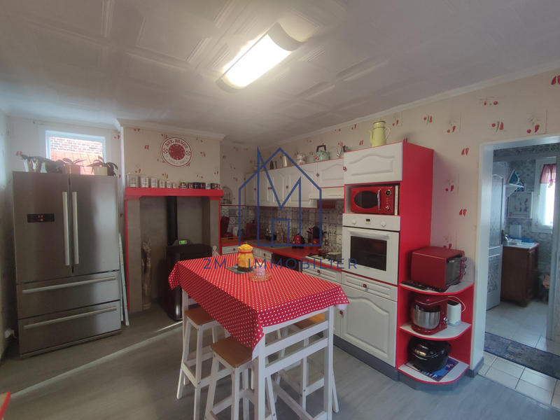 Maison - 98 m² - 4 pièces