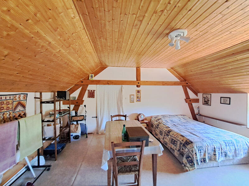 Maison - 104 m² - 5 pièces